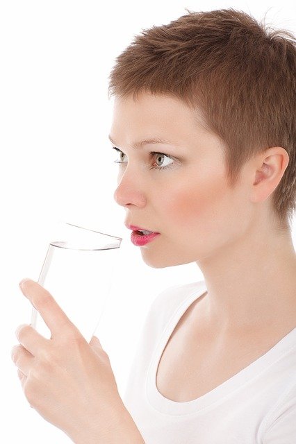 can drinking water prevent tonsil stones