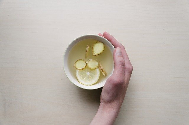 ginger tea treats tonsillitis