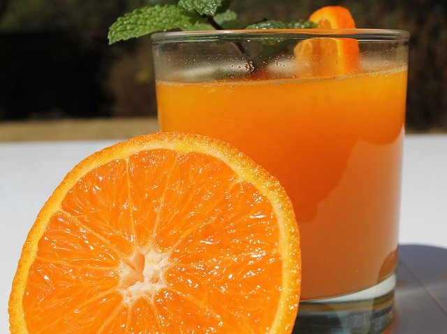 orange juice for tonsil stones and sore throat